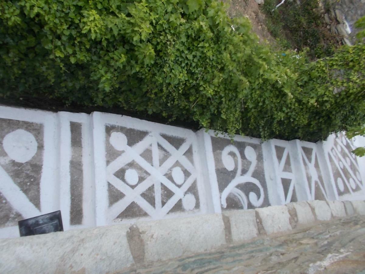 Cyclades Olive Museum'S Guest House Pitrofos Экстерьер фото